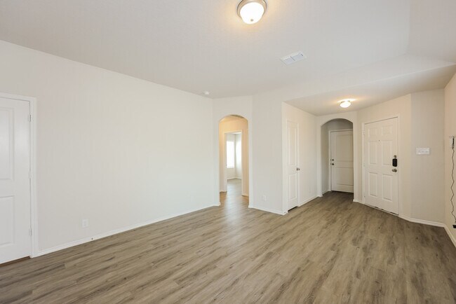 Foto del edificio - 514 Sussex Dr