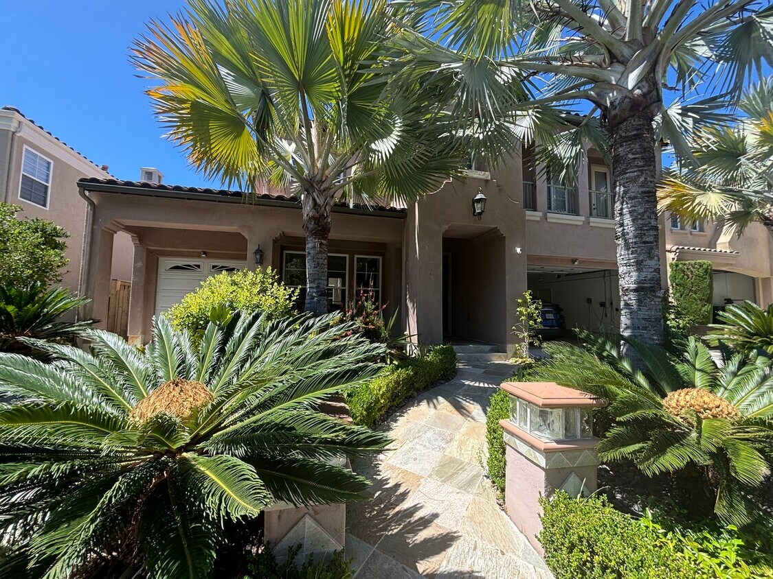 Foto principal - Rare Opportunity - House for Rent in Carme...