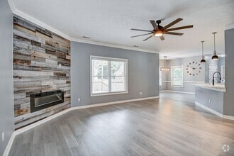 Building Photo - 1305 Simms Arch