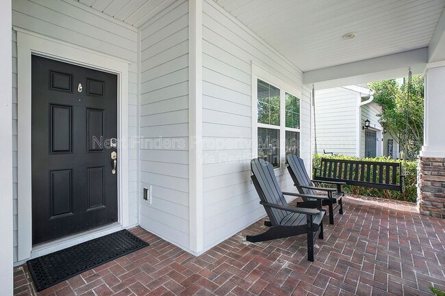 Building Photo - 61 MOORINGS COURT