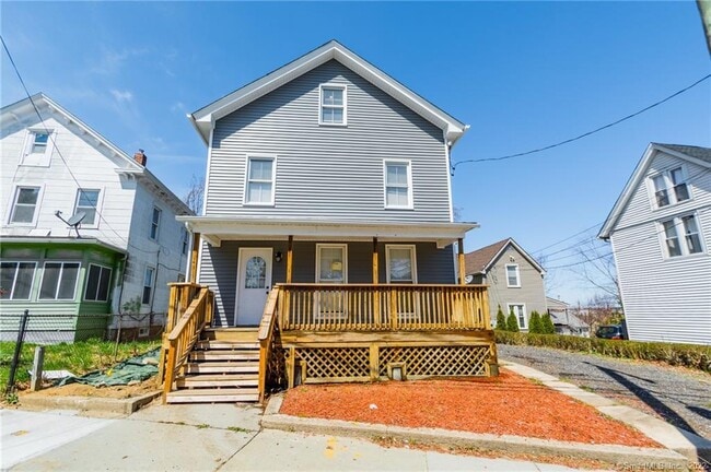 Building Photo - 31 Willetts Ave