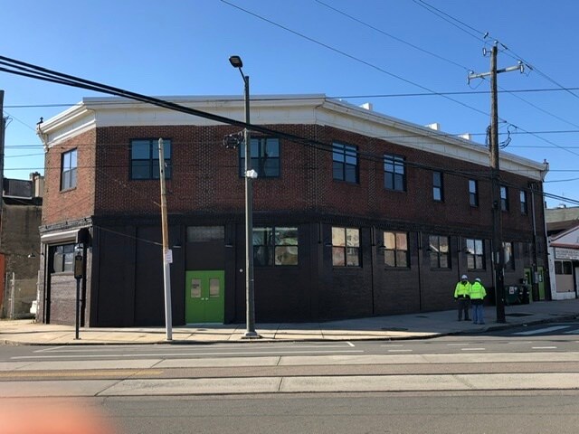 Building Photo - 4218 Lancaster Ave