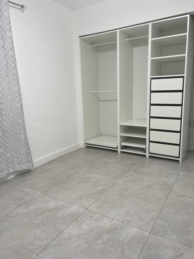 Foto del edificio - 6231 Mayo St