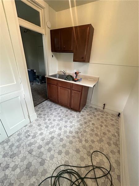 Foto del edificio - 435 E Chestnut St