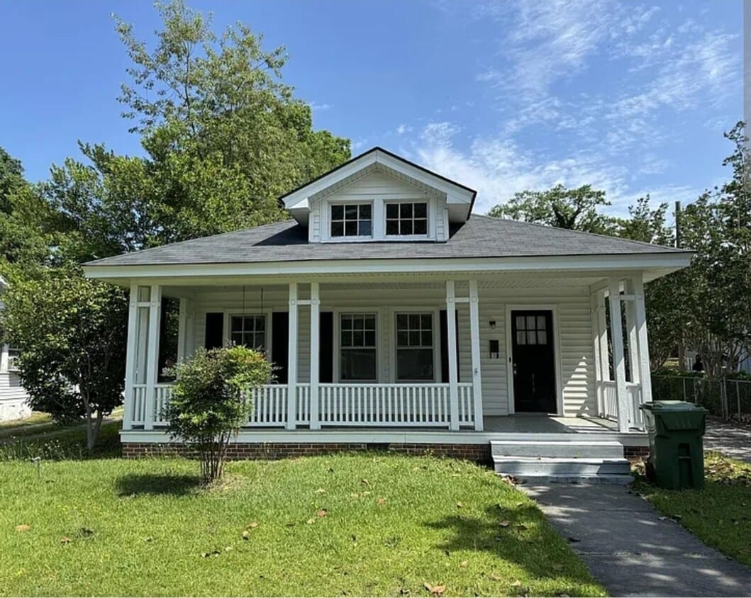Primary Photo - 2 bed 2 bath Home - Close to Downtown and ...