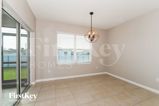 Foto del edificio - 2825 NE 2nd Ave