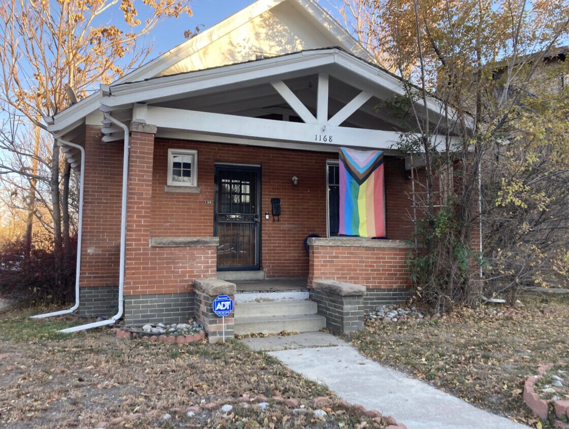 Primary Photo - 1168 Jackson St