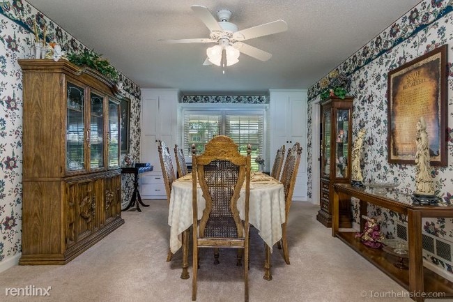 Building Photo - 5 br, 3.5 bath House - 1222 Pembrook