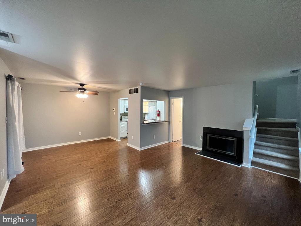 Foto principal - 1303 Roberts Way