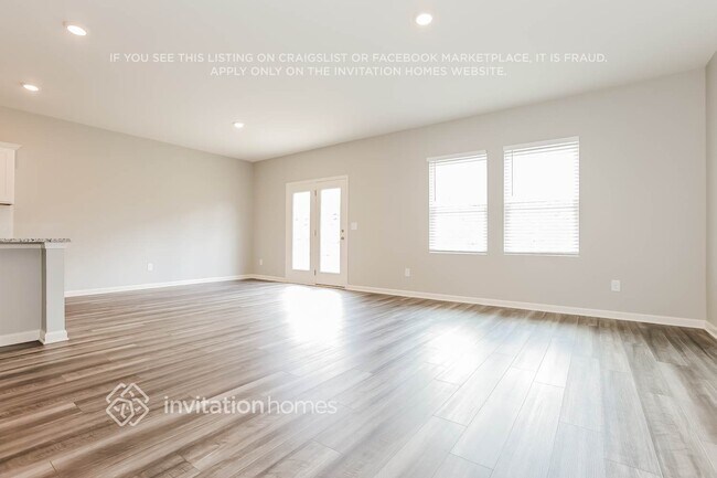 Building Photo - 121 Chesapeake Bay Dr S