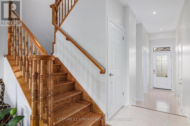 Building Photo - 2479 Esprit Dr