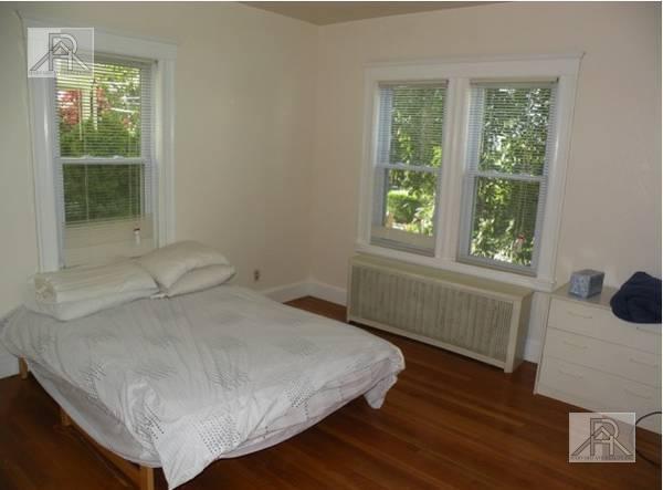 Foto del edificio - 3 bedroom in Brookline MA 02446