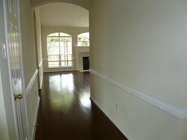 Foto del edificio - 16722 Stoneside Dr