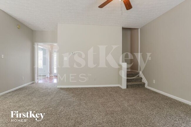 Building Photo - 1670 Brisbane Dr