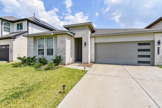 Building Photo - 4730 Torcello Fls Ln