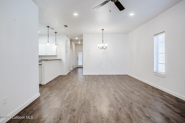 Building Photo - 2543 138th St
