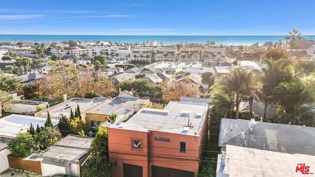 Foto del edificio - 212 3rd Ave