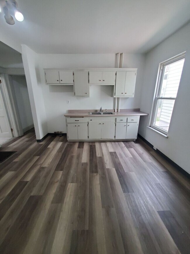 Foto del edificio - 1532 Owen Ave