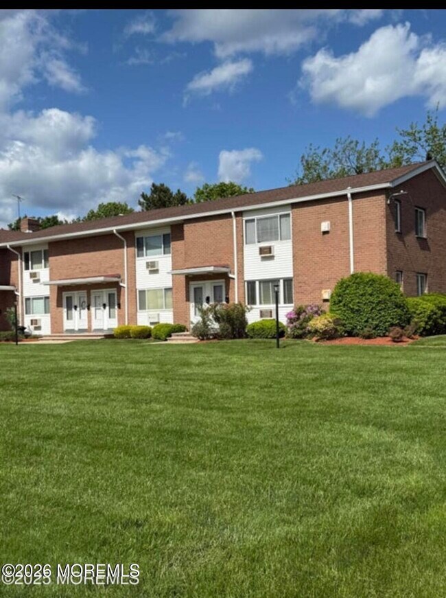 Foto del edificio - 35 Sternberger Ave