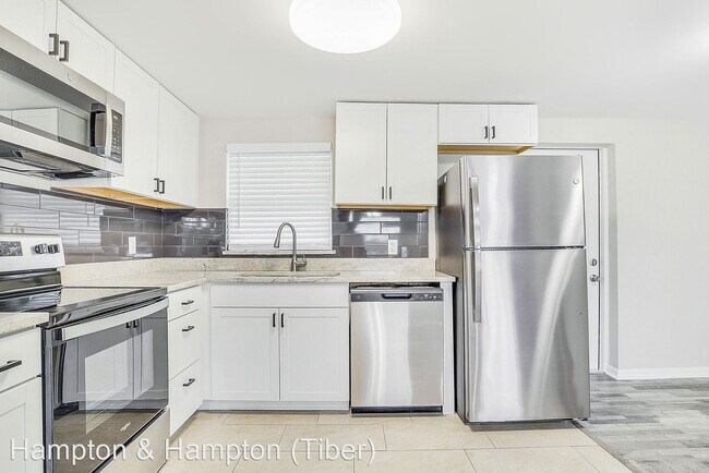 Building Photo - 2 br, 1 bath House - 201 SPRING LAKE CIRCLE