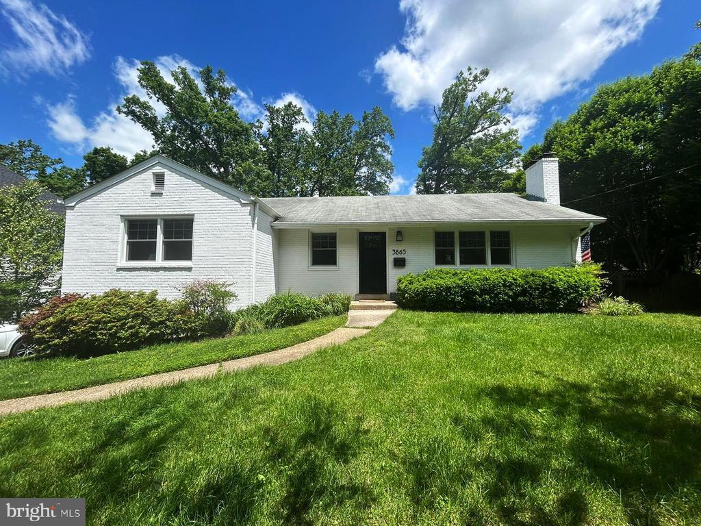 Foto principal - 3865 N Upland St