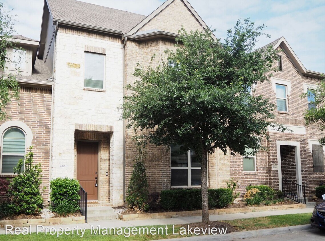 Primary Photo - 3 br, 2.5 bath House - 4129 Broadway Ave
