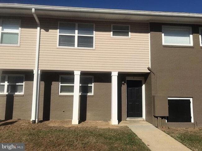 Photo - 2050 Nike Dr Townhome