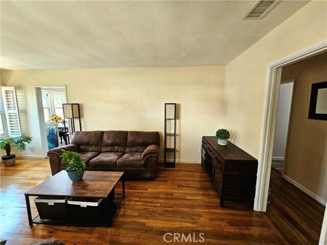 Foto del edificio - 7712 Melrose St