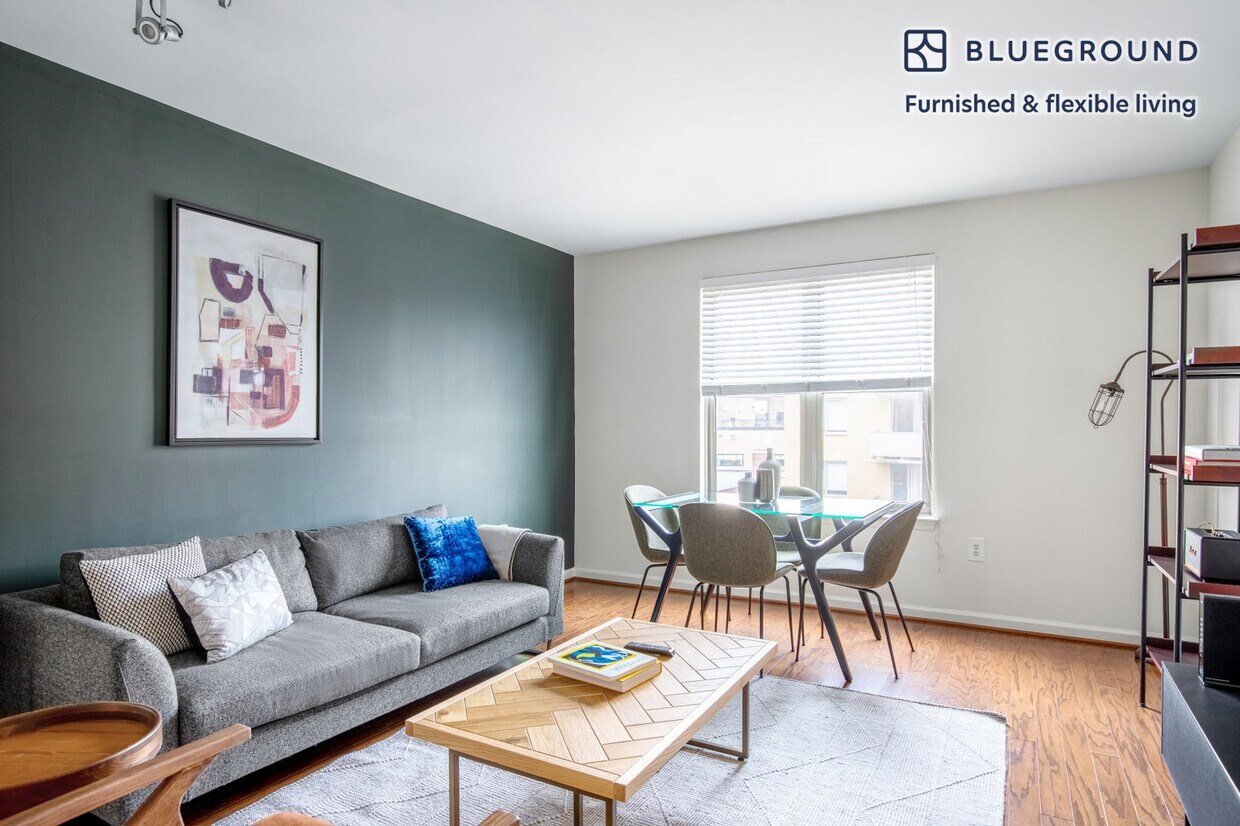 Foto principal - 1200 14th St NW