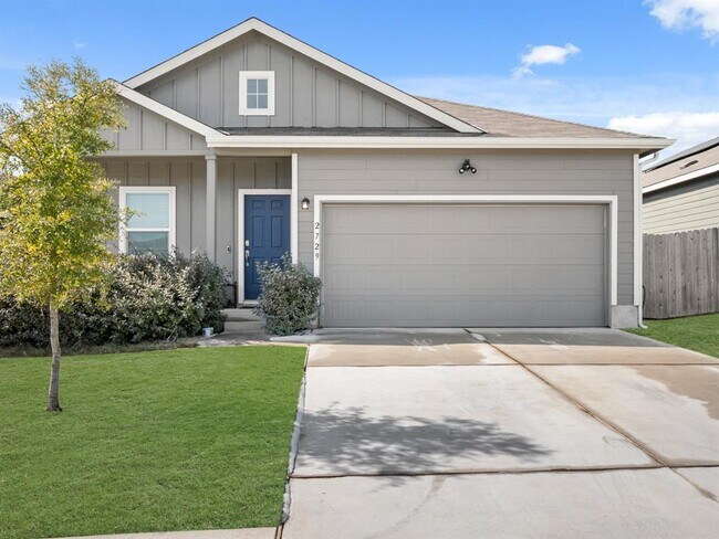 Building Photo - 2729 Louris Ln