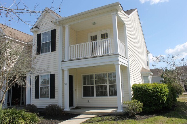 Foto del edificio - Three Bedroom Townhome in University Park with Balcony