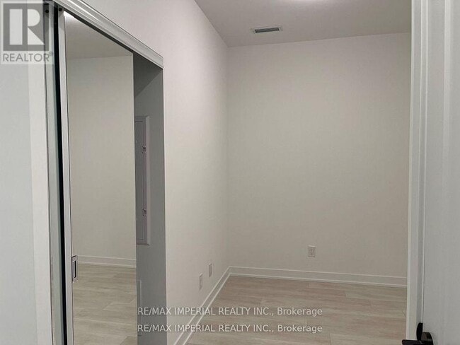 Photo du bâtiment - 5 Defries St