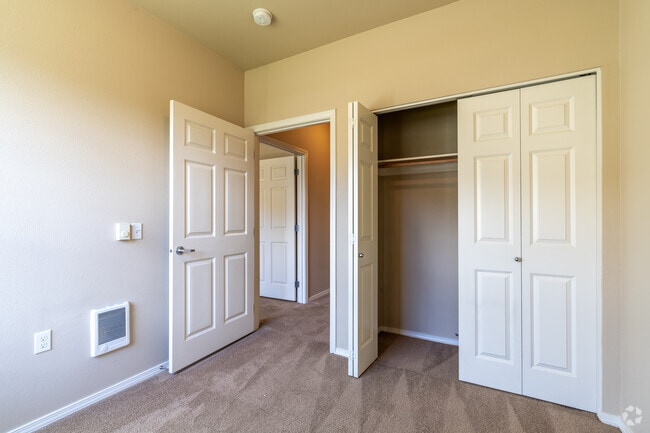 2BR, 2BA - 928SF - Bedroom - Hawks Point Apartments