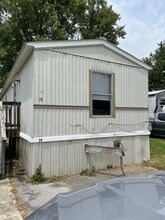 Building Photo - 26 Yoakum Cir