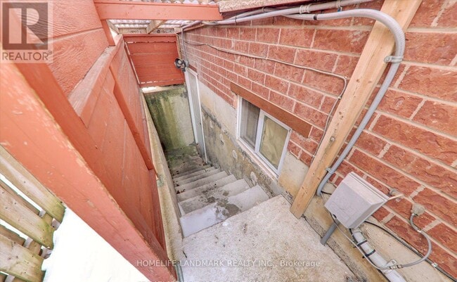 Building Photo - 143 Mary Pearson Dr