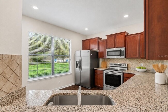 Building Photo - 5520 Kinglethill Dr
