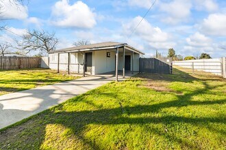 Building Photo - 517 Elkhorn Blvd