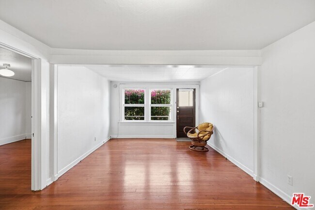 Foto del edificio - 2808 3rd St
