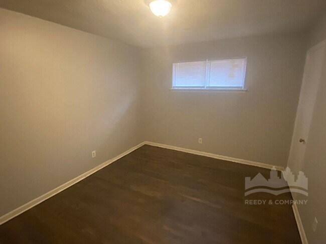 Foto del edificio - 996 S Highland St