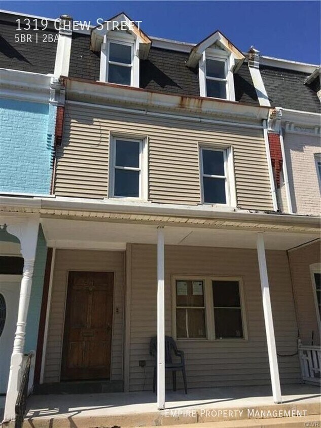 Primary Photo - 1319 W Chew St