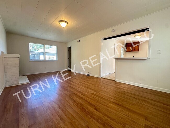 Foto del edificio - Home for rent in Roebuck **ACCEPTS SECTION 8** MOVE IN SPECIAL