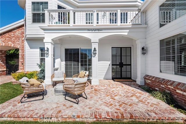 Building Photo - 3815 Vista Blanca