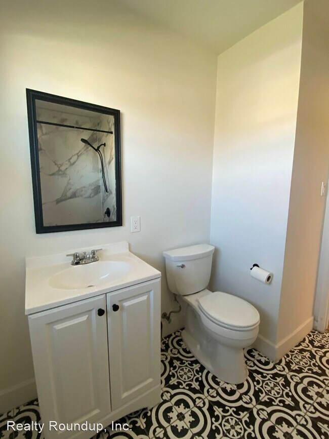 Foto del edificio - 3 br, 2 bath House - 1102 W Downs St