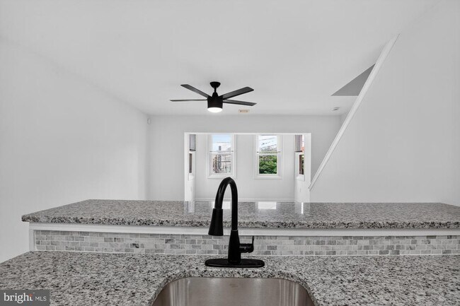 Foto del edificio - 704 N 18th St