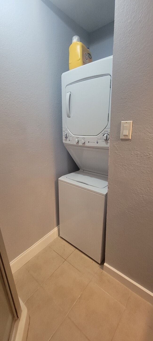 Washer & Dryer in Bathroom - 3130 Aster St