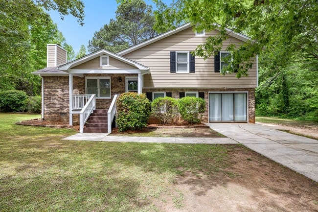 Building Photo - Immaculate 4BR Home with In Law Suite in Prime Location