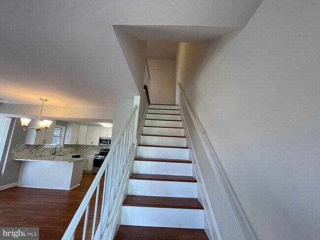 Foto del edificio - 7985 18th Ave