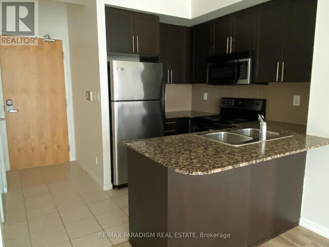 Building Photo - 65 Bremner Blvd