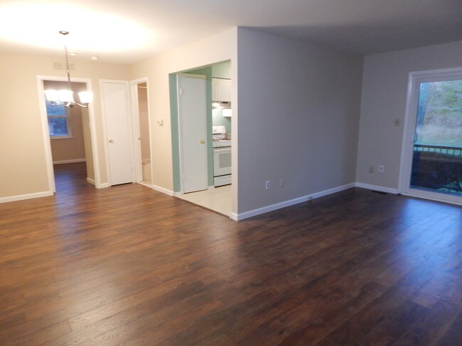 dining room - 1103 Normandy Ct