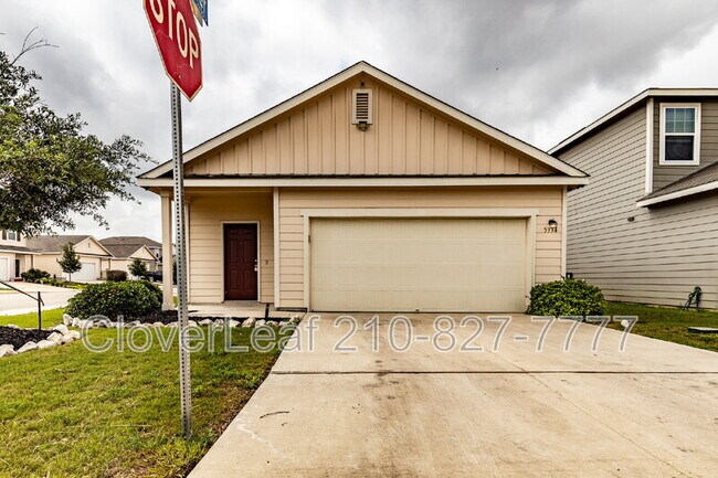 Building Photo - 5334 Hickory Pl